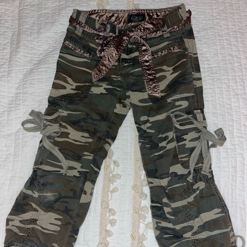 Vintage Miss Me Capri Cargo Pants size S